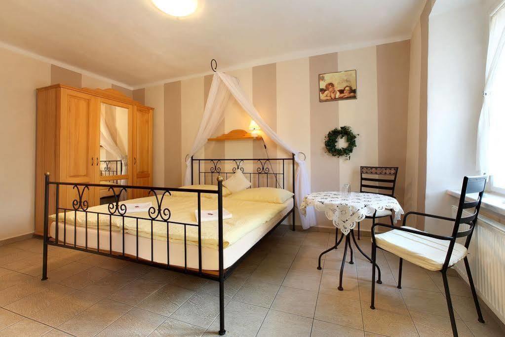 Pension U Mrazku Cesky Krumlov Luaran gambar